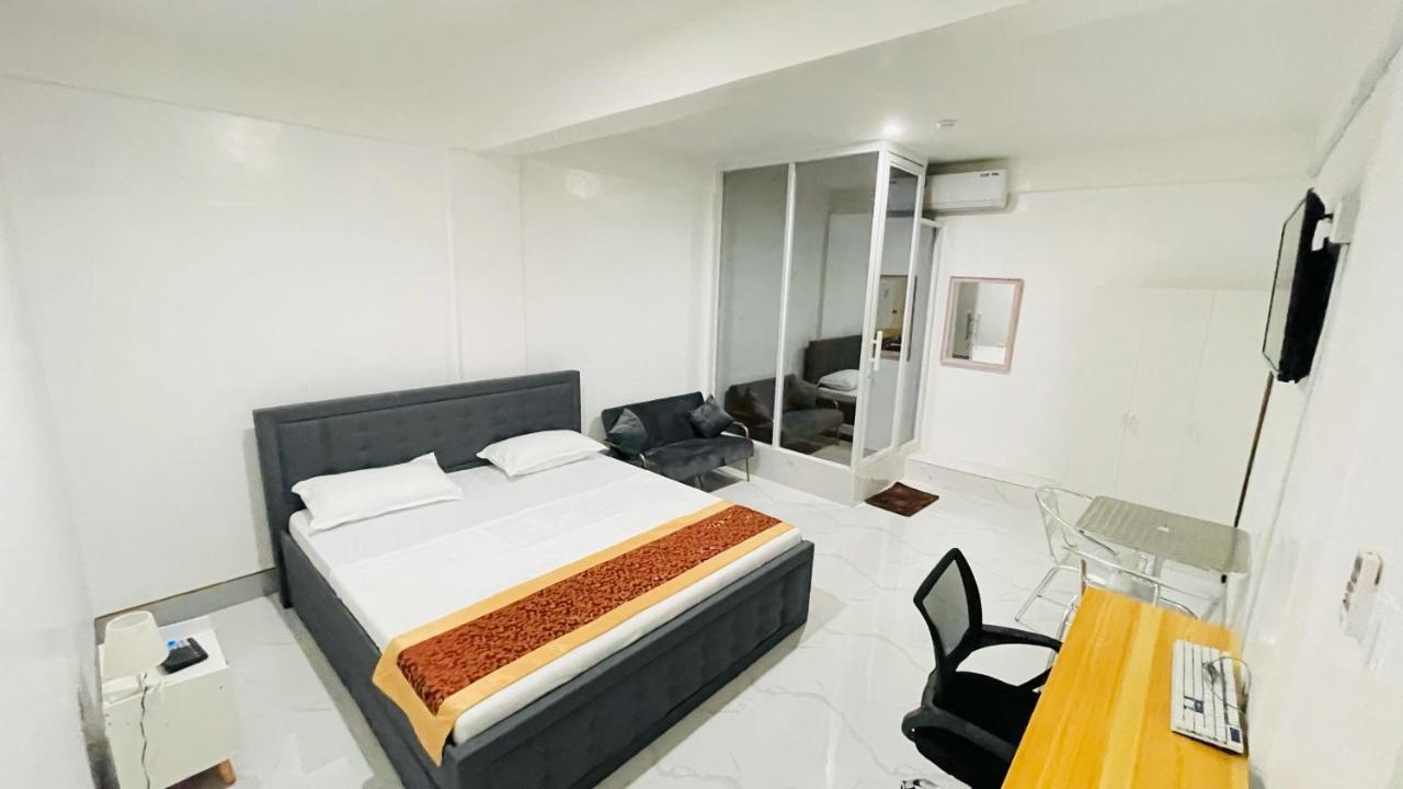 Legends Hotel & Restaurant - Lemery And Taal المظهر الخارجي الصورة