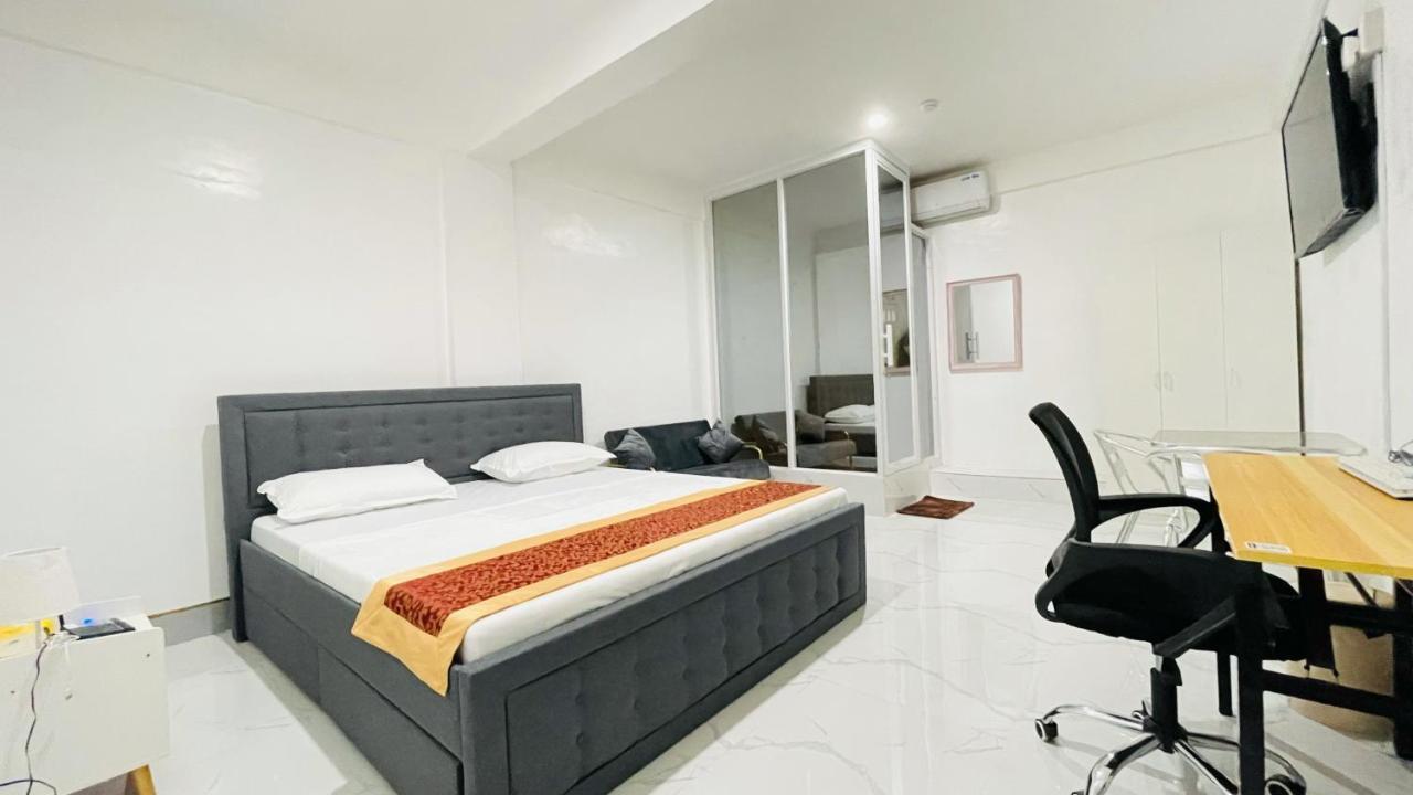 Legends Hotel & Restaurant - Lemery And Taal المظهر الخارجي الصورة