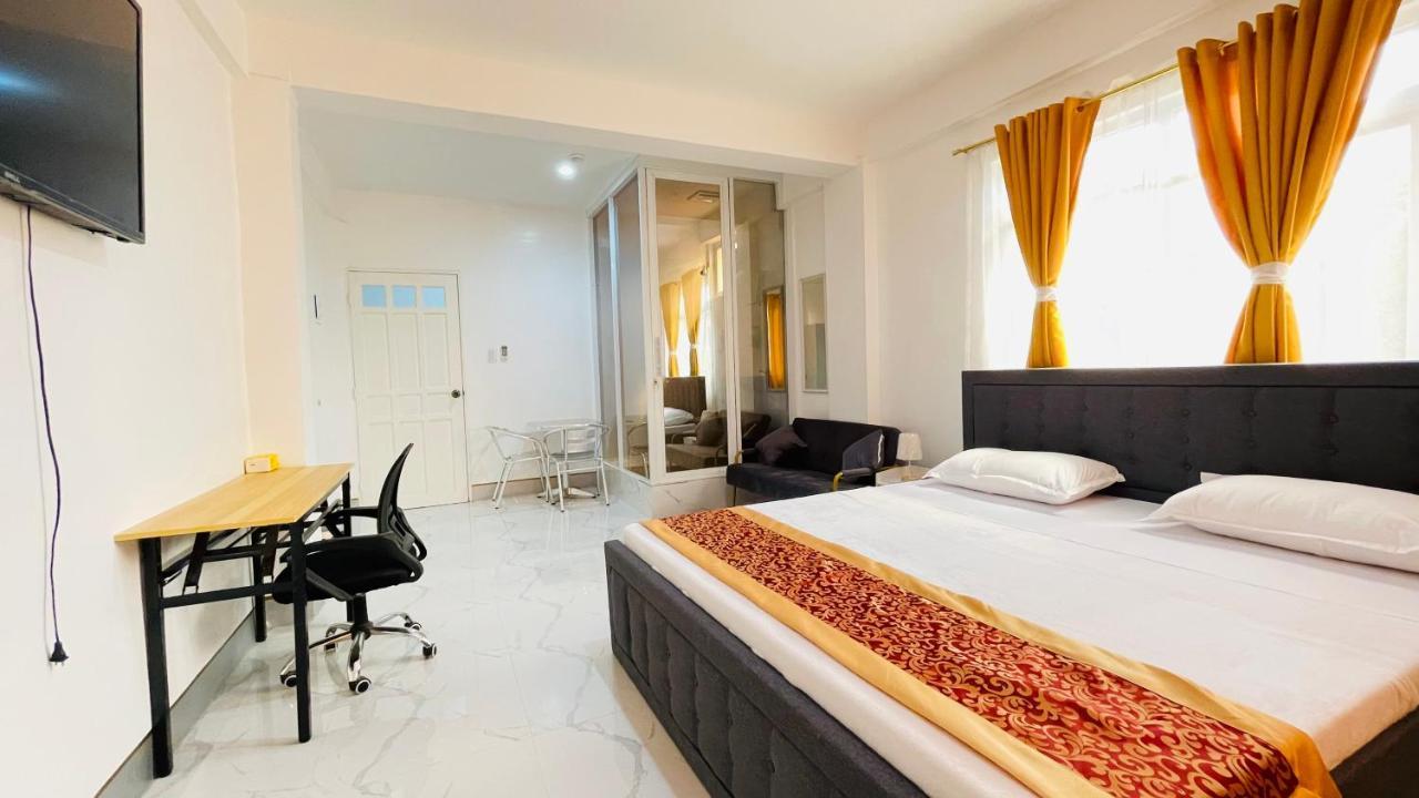 Legends Hotel & Restaurant - Lemery And Taal المظهر الخارجي الصورة