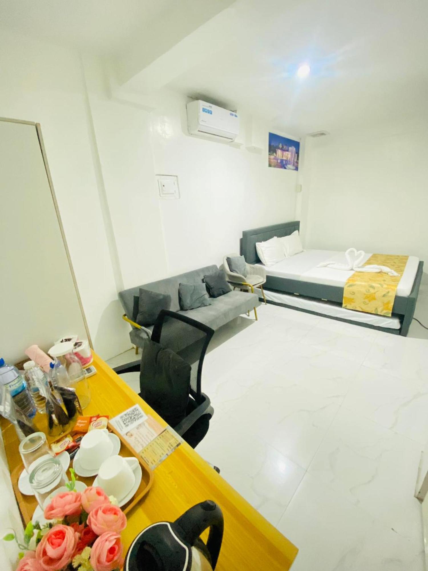 Legends Hotel & Restaurant - Lemery And Taal المظهر الخارجي الصورة