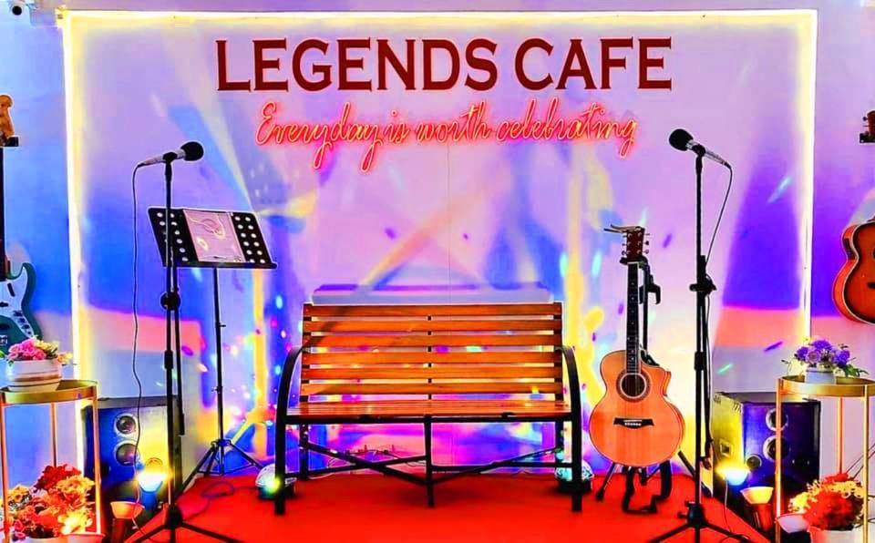 Legends Hotel & Restaurant - Lemery And Taal المظهر الخارجي الصورة